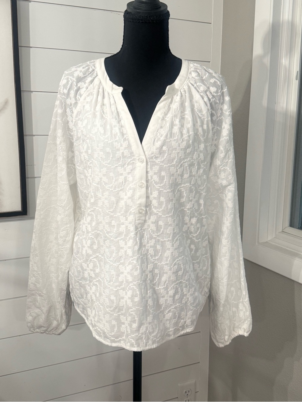 Anthem The Label White Floral Jacquard Long Sleeve Blouse Womens S 100% Cotton
